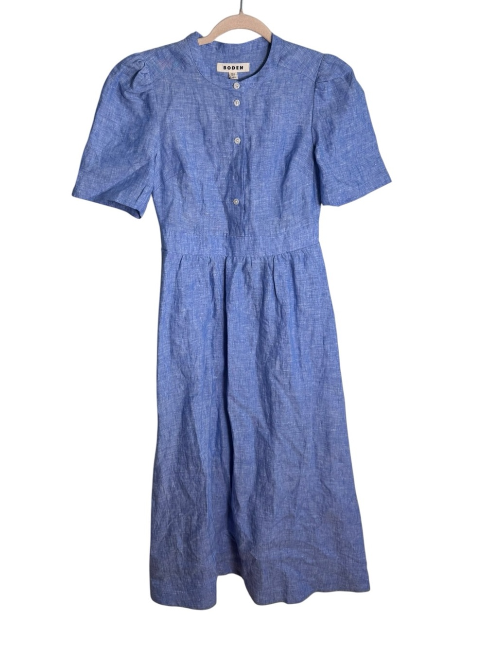 Boden Ivy Button Linen Midi Dress
Summer Blue Chambray 4R - Picture 2 of 4
